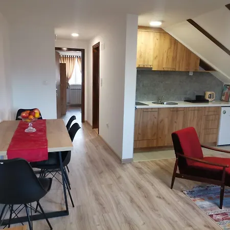 Stan Na Dan Luna * Pale